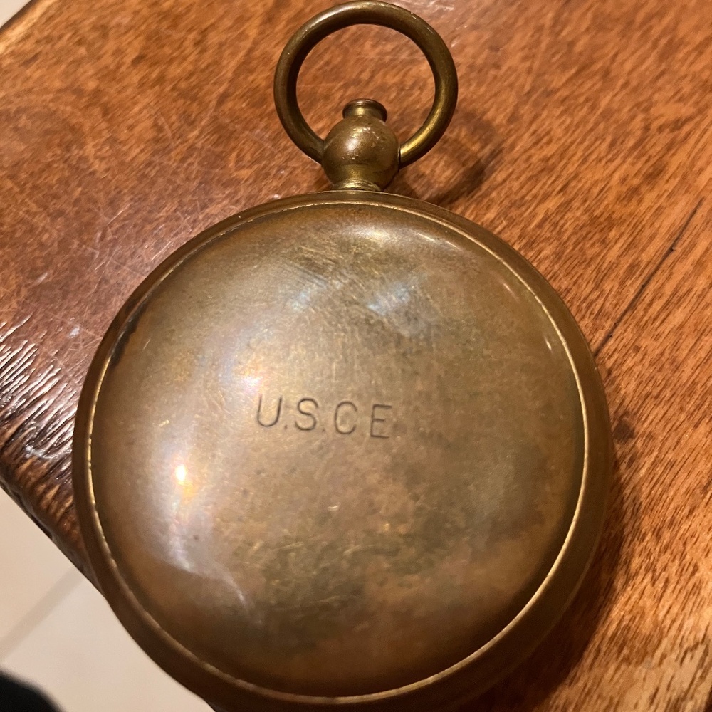 Vintage brass pocket compass - Picture 3 of 3